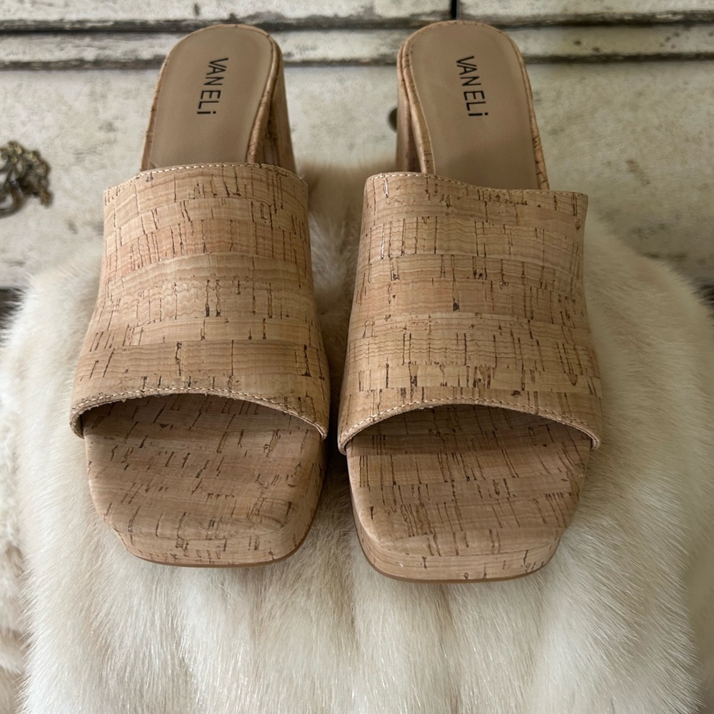 Vaneli Women's Tan Cork Slide Sandals